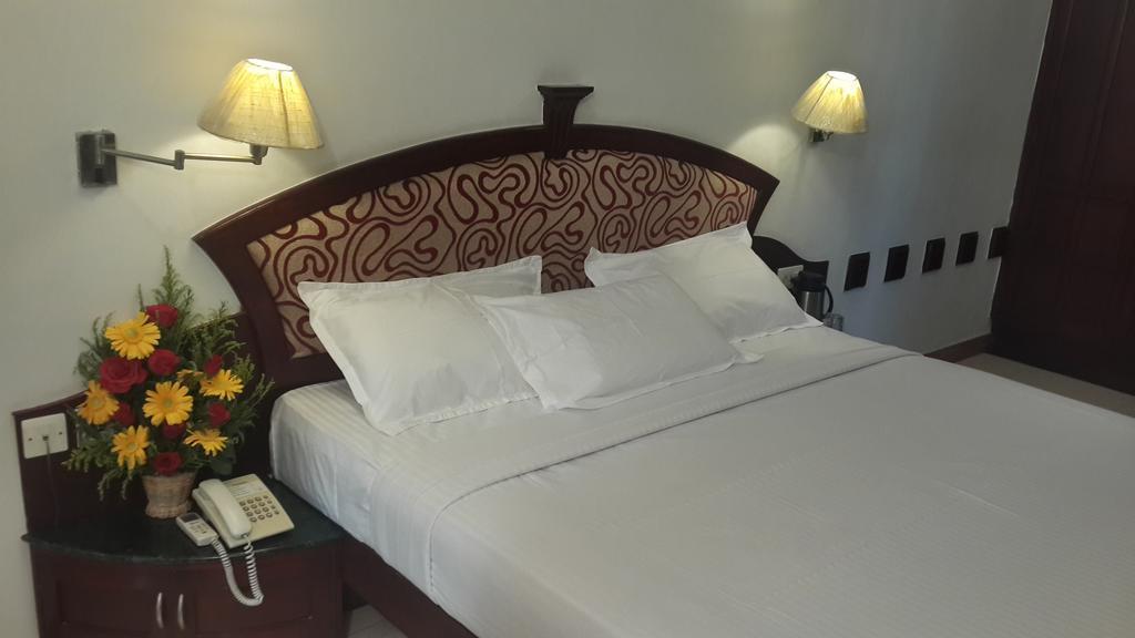 Hotel Planet Mount Chennai