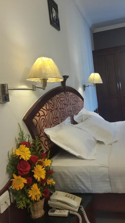 Planet Mount Hotel