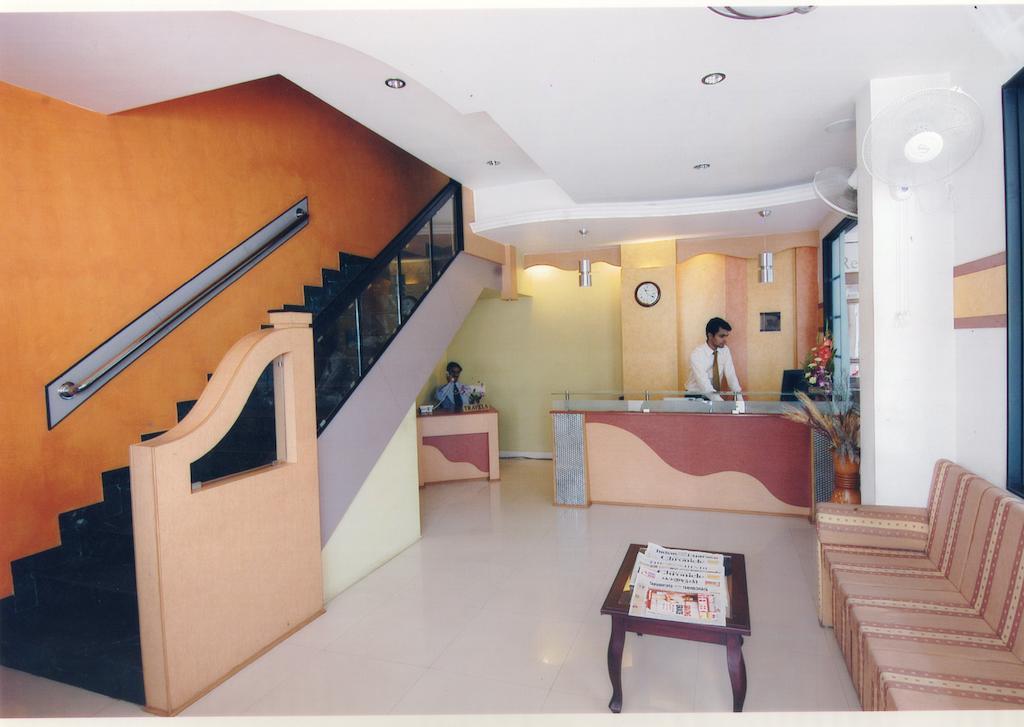 Planet Mount Hotel
